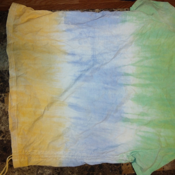 Shirt - Picture 4 of 4